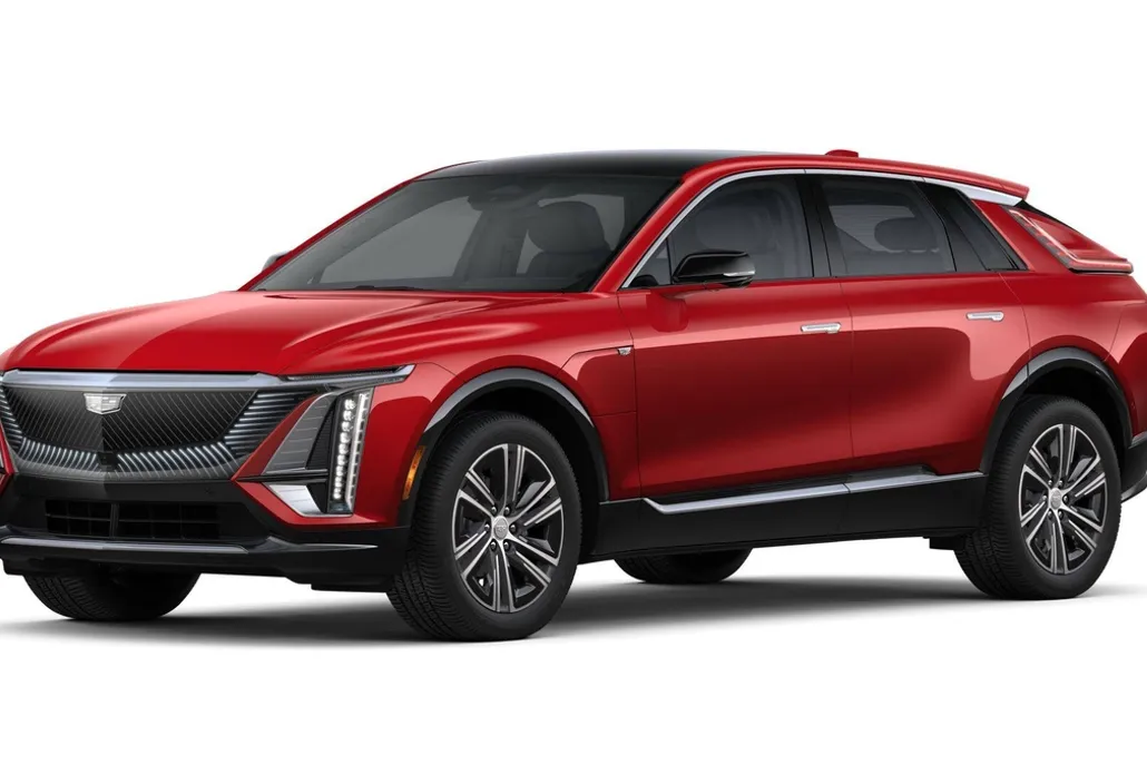 2025 Cadillac Lyriq Luxury photo 1