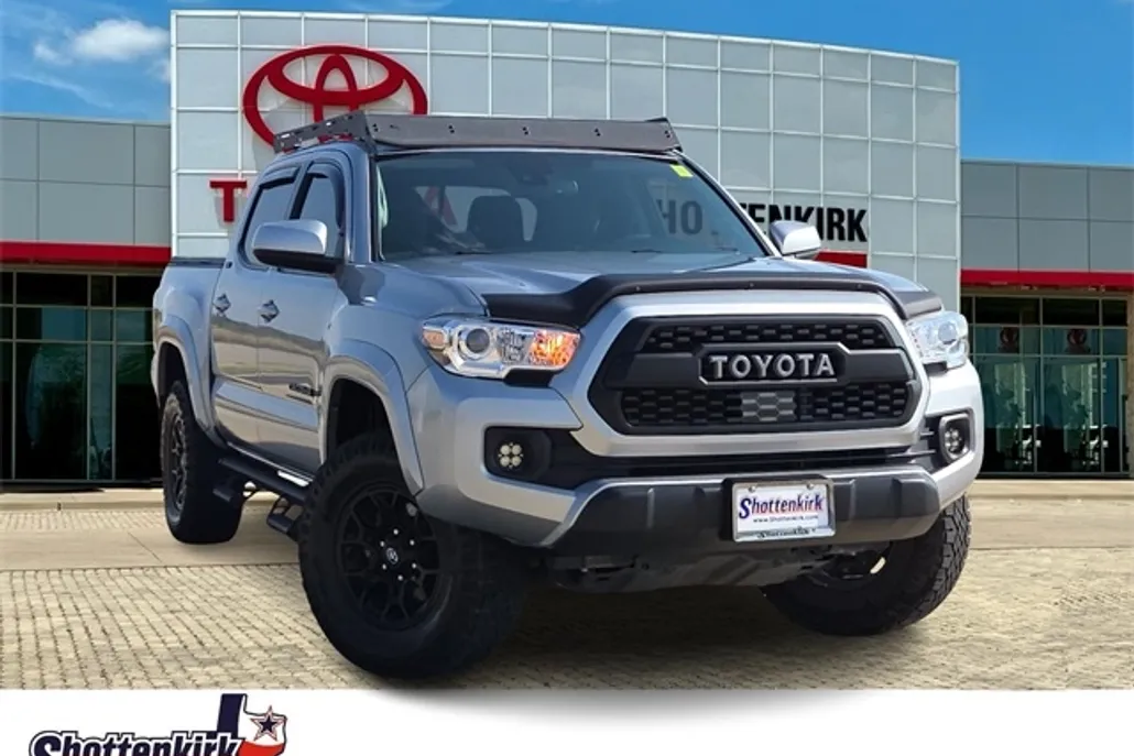 2022 Toyota Tacoma SR5 photo 1