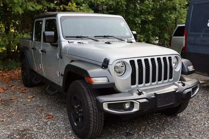 2023 Jeep Gladiator Sport photo 1