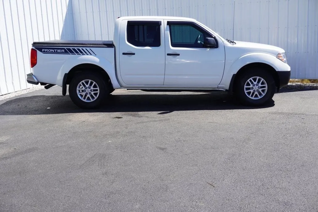2019 Nissan Frontier SV photo 1