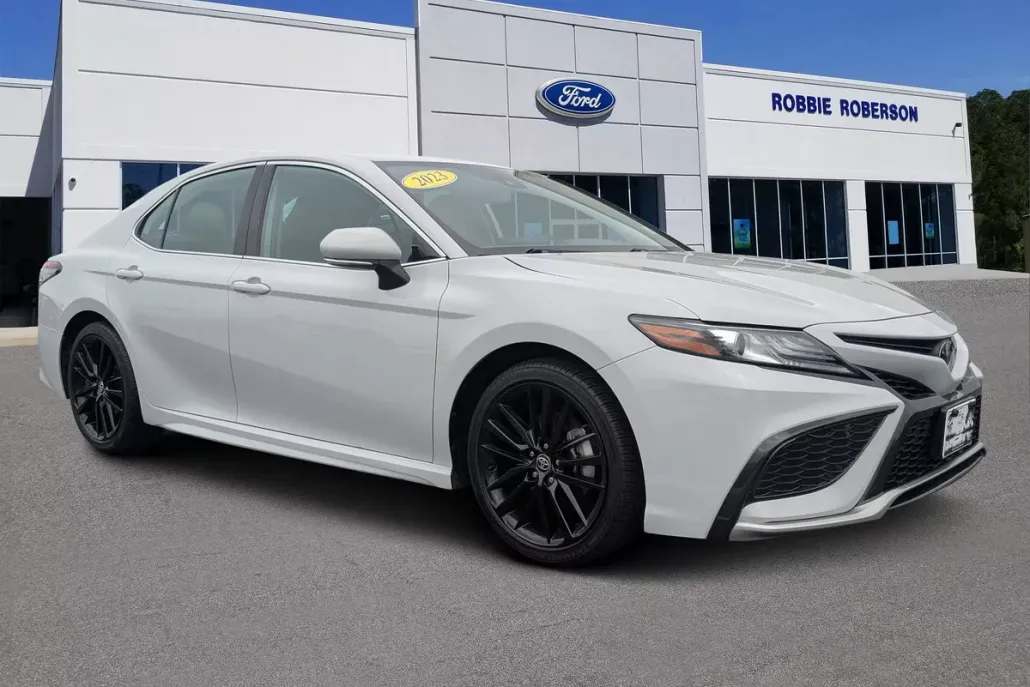 2023 Toyota Camry XSE photo 1