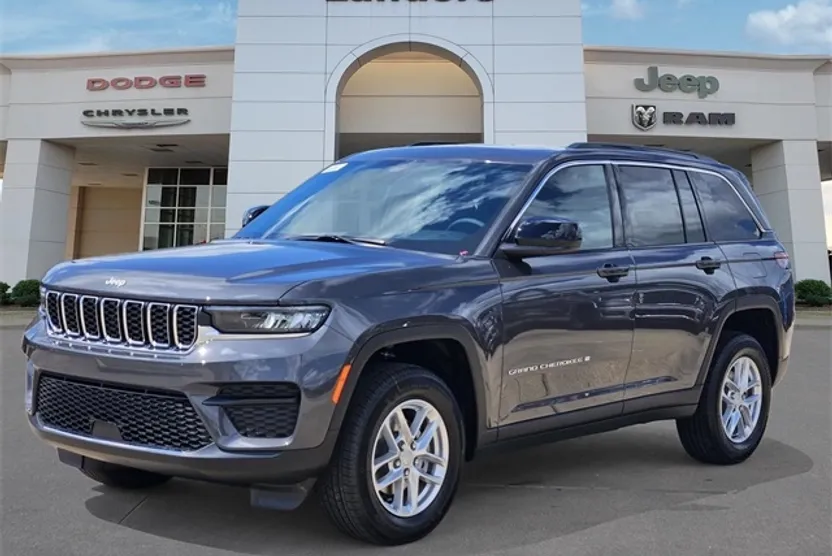 2025 Jeep Grand Cherokee Laredo X photo 1
