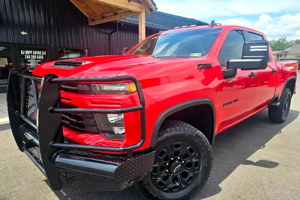 2024 Chevrolet Silverado 2500HD Custom photo 1