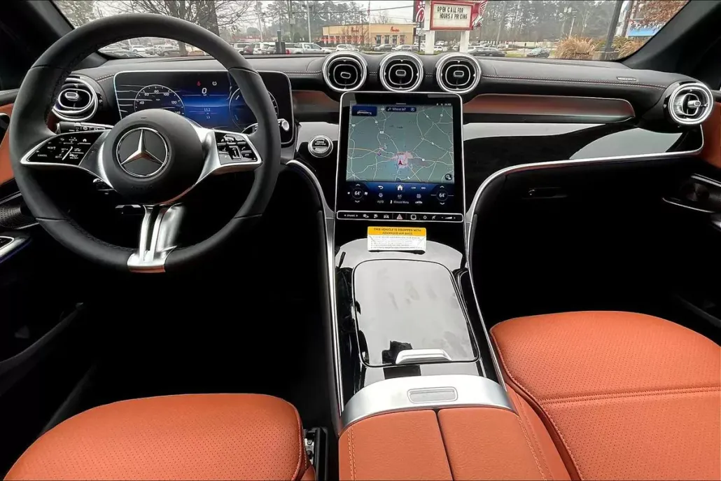 2025 Mercedes Benz GLC 350e 4MATIC photo 1