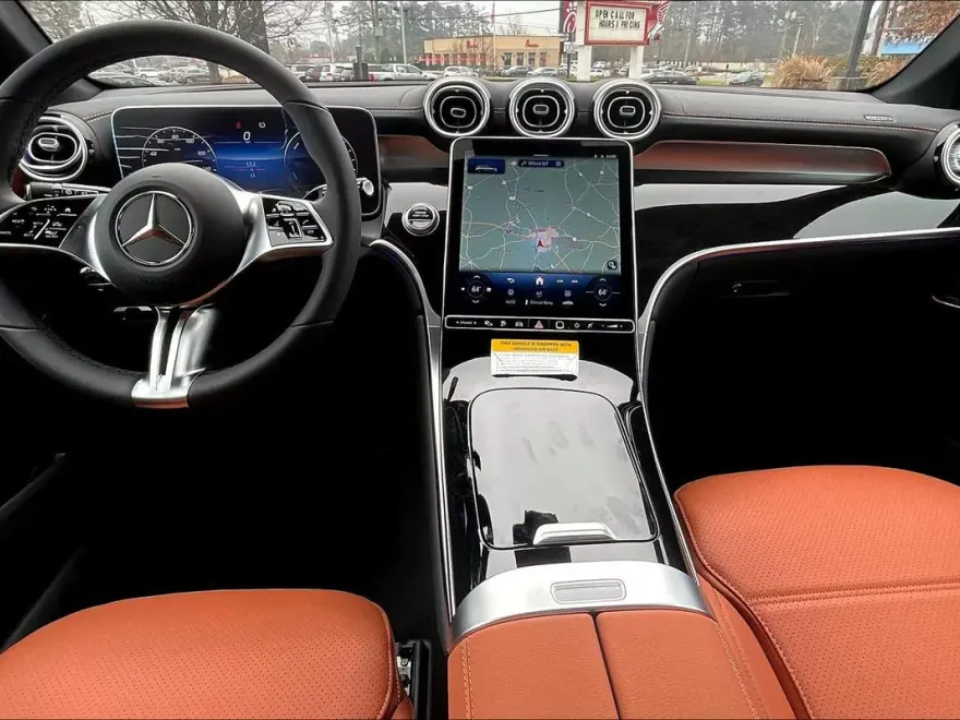2025 Mercedes Benz GLC 350e 4MATIC photo 1