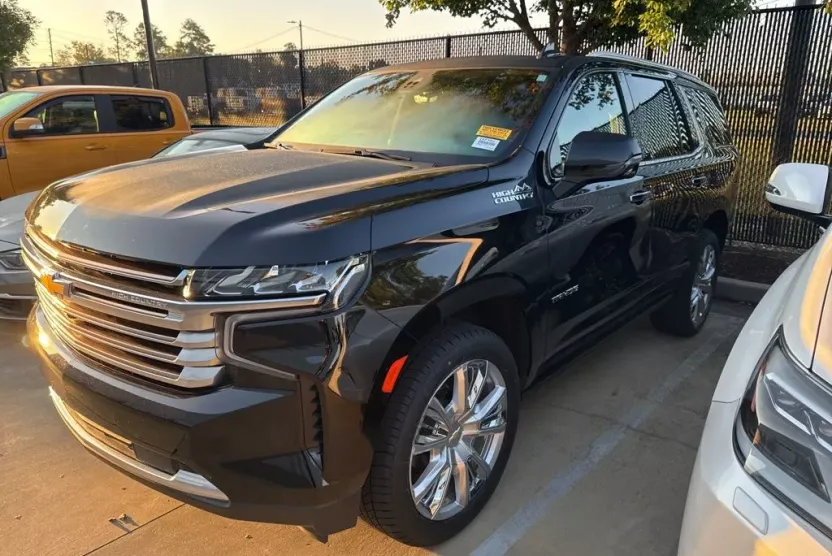 2021 Chevrolet Tahoe High Country photo 1