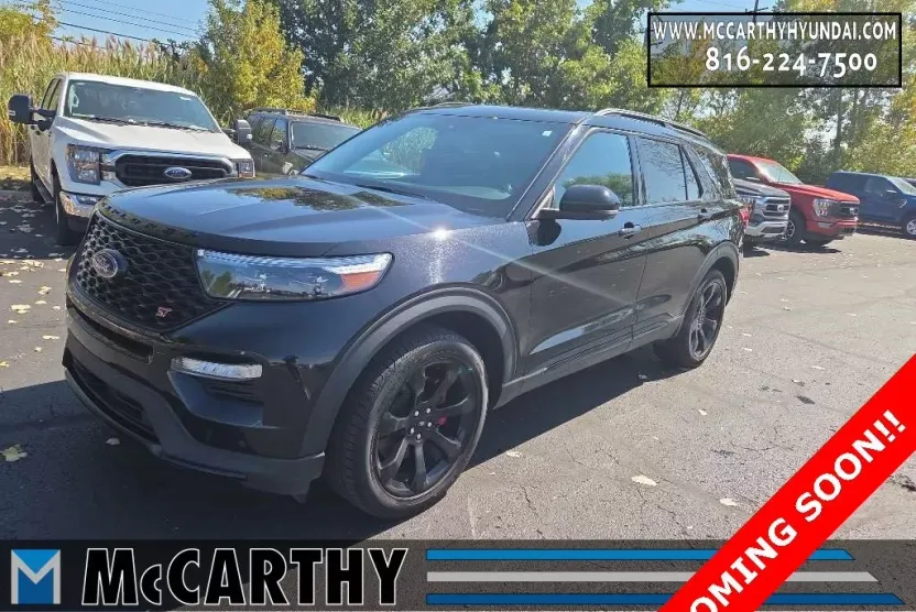 2023 Ford Explorer ST photo 1
