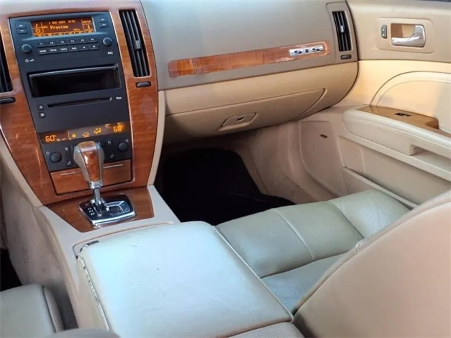 2007 Cadillac STS V6 photo 1