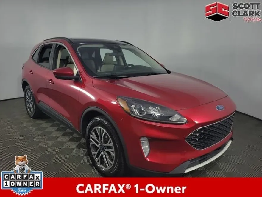 2020 Ford Escape SEL Sport photo 1
