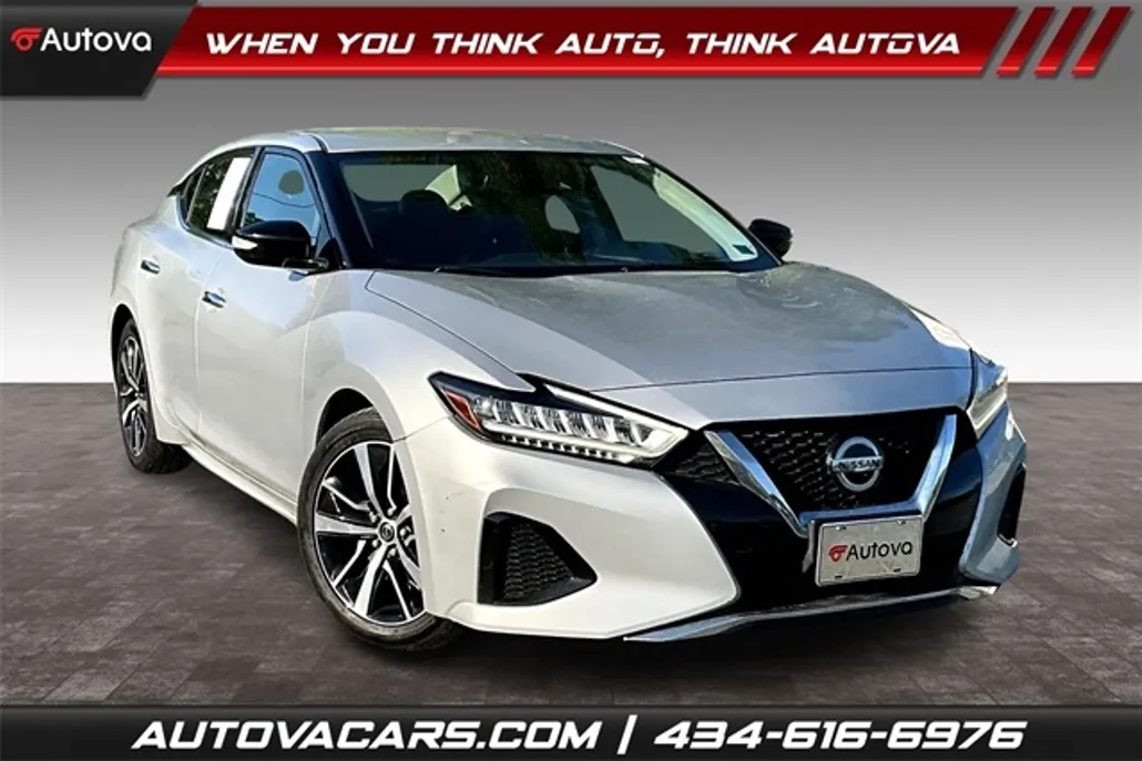 2021 Nissan Maxima SV photo 1