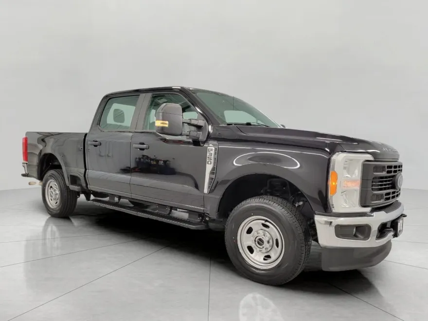 2023 Ford F-350 XL photo 1