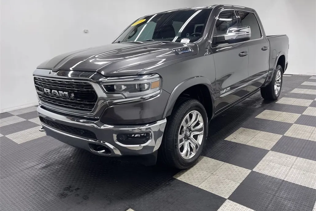 2023 Ram 1500 Limited photo 1