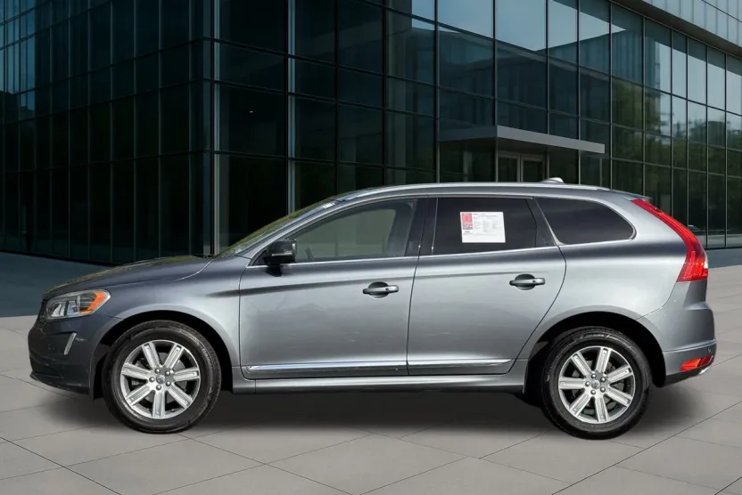 2017 Volvo XC60 T5 Inscription photo 1
