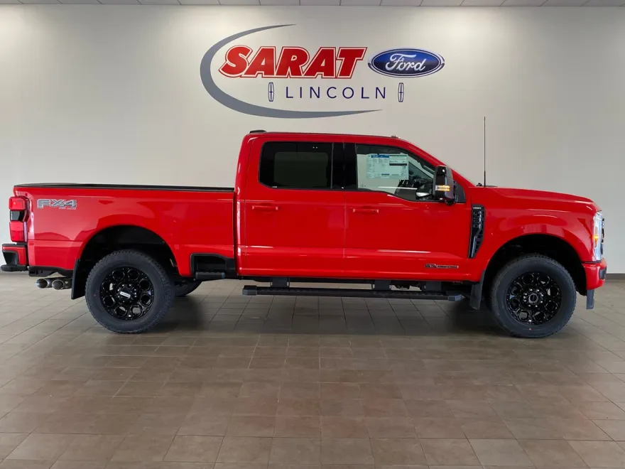 2025 Ford F-250 Lariat photo 1