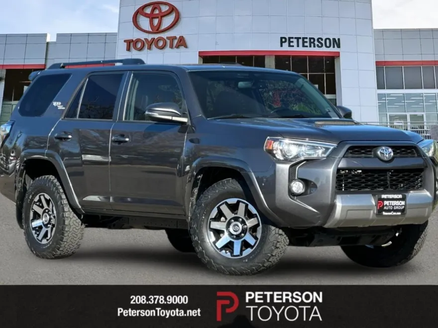 2019 Toyota 4Runner TRD Off-Road Premium photo 1