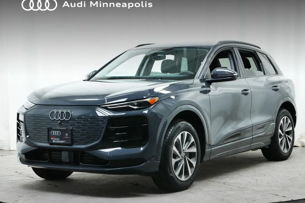 2025 Audi Q6 E-tron Premium photo 1