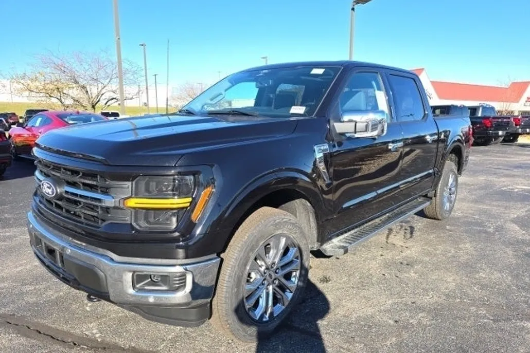2024 Ford F-150 XLT photo 1