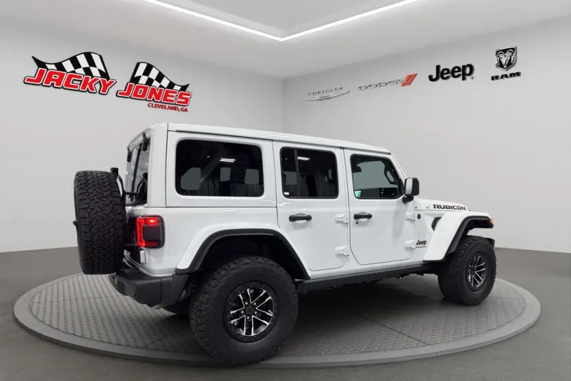 2025 Jeep Wrangler Rubicon X photo 1