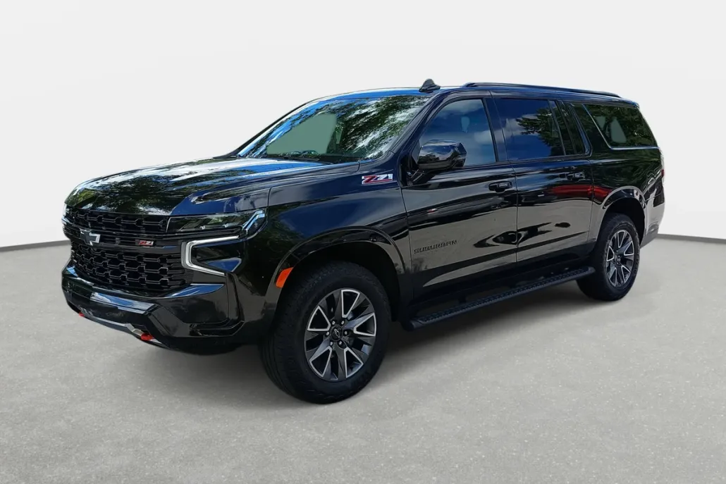 2024 Chevrolet Suburban Z71 photo 1