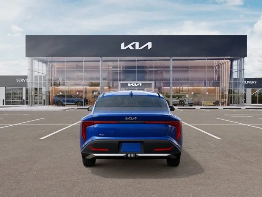 2025 Kia K4 EX photo 1