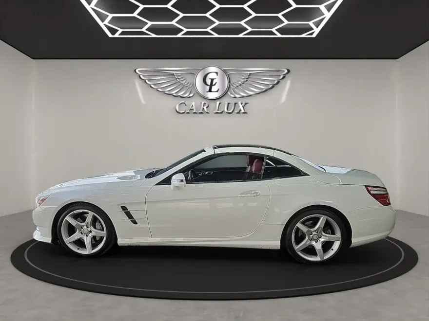 2013 Mercedes Benz SL 550 photo 1
