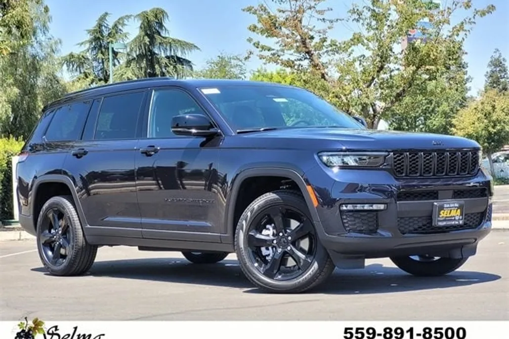 2024 Jeep Grand Cherokee Limited photo 1