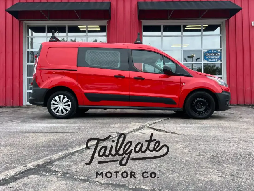 2019 Ford Transit Connect XLT photo 1