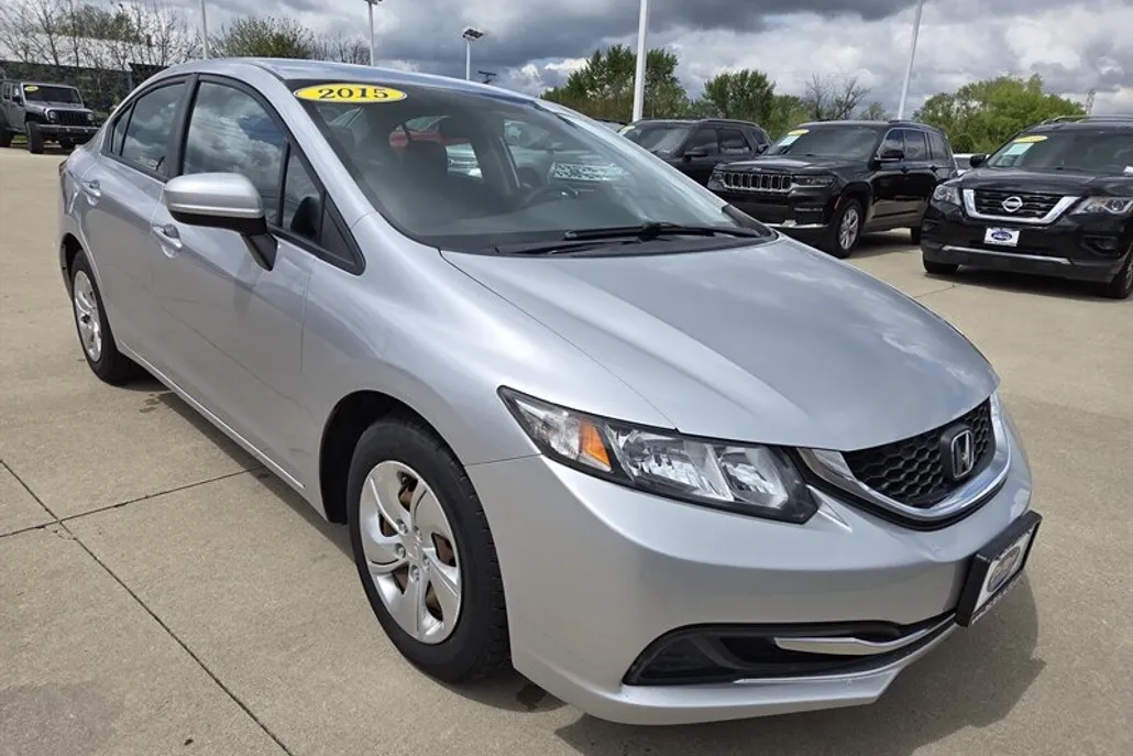 2015 Honda Civic LX photo 1