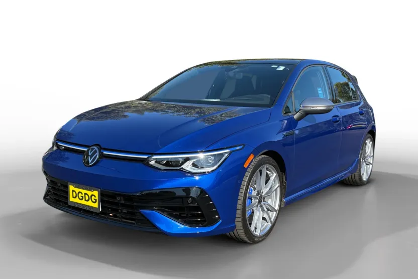 2024 Volkswagen Golf R photo 1