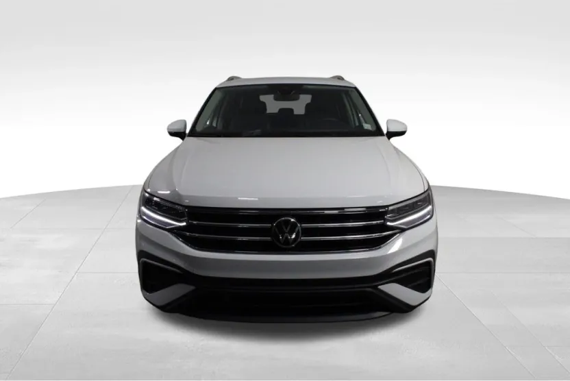 2024 Volkswagen Tiguan SE Wolfsburg Edition photo 1