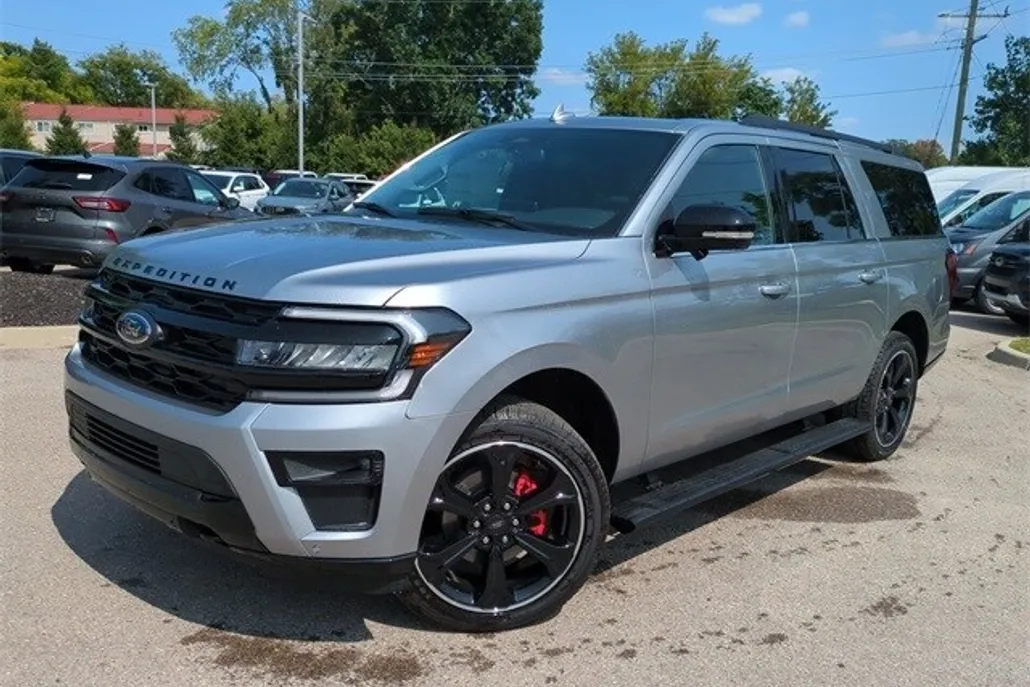2024 Ford Expedition MAX Limited photo 1