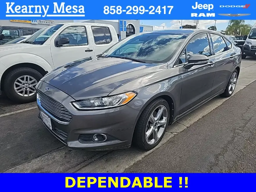 2013 Ford Fusion SE photo 1