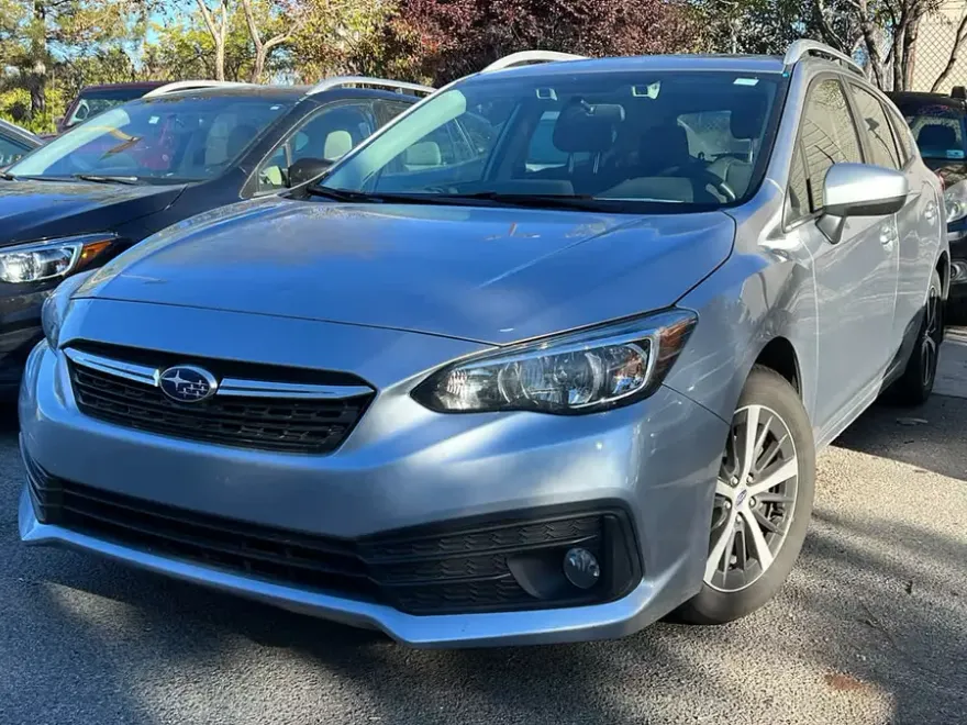 2020 Subaru Impreza Premium photo 1