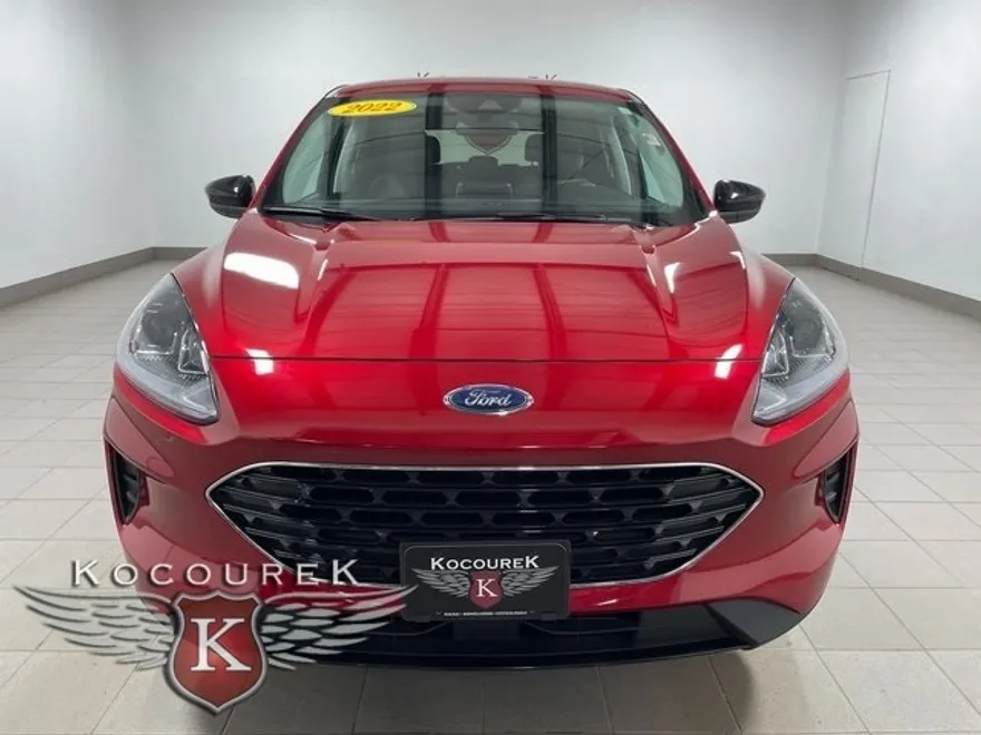 2022 Ford Escape SE photo 1