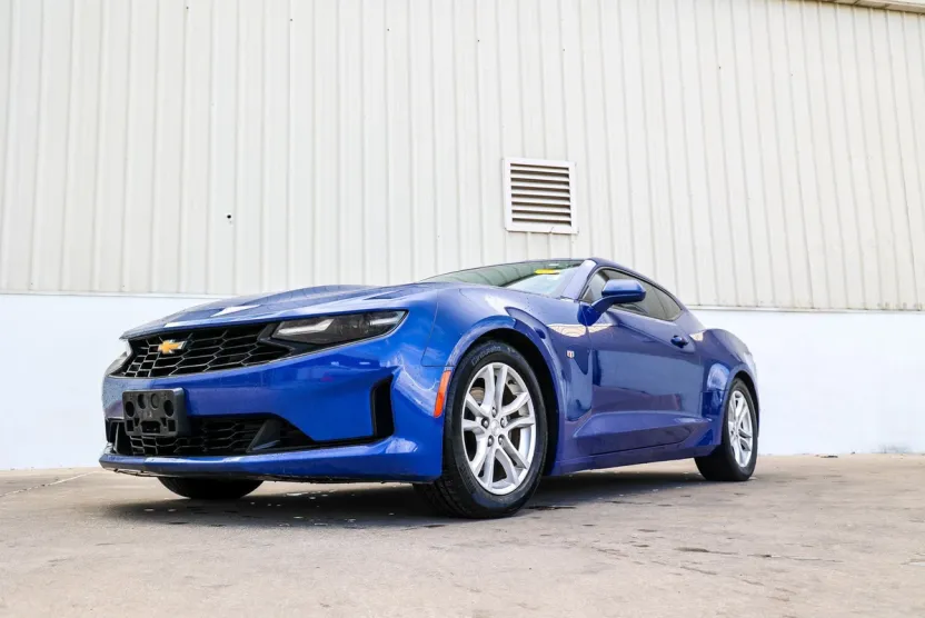 2019 Chevrolet Camaro 1LS photo 1