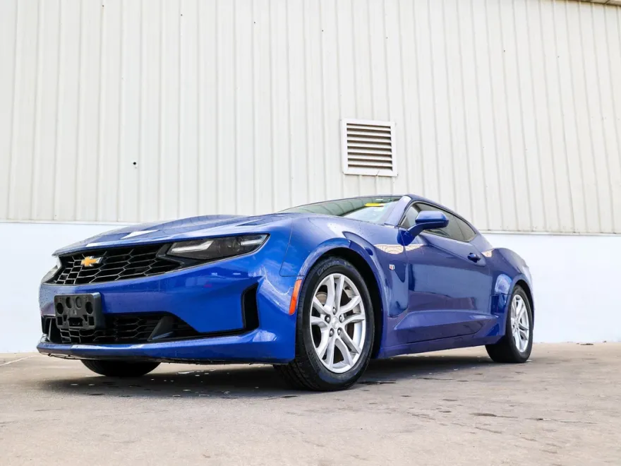 2019 Chevrolet Camaro 1LS photo 1