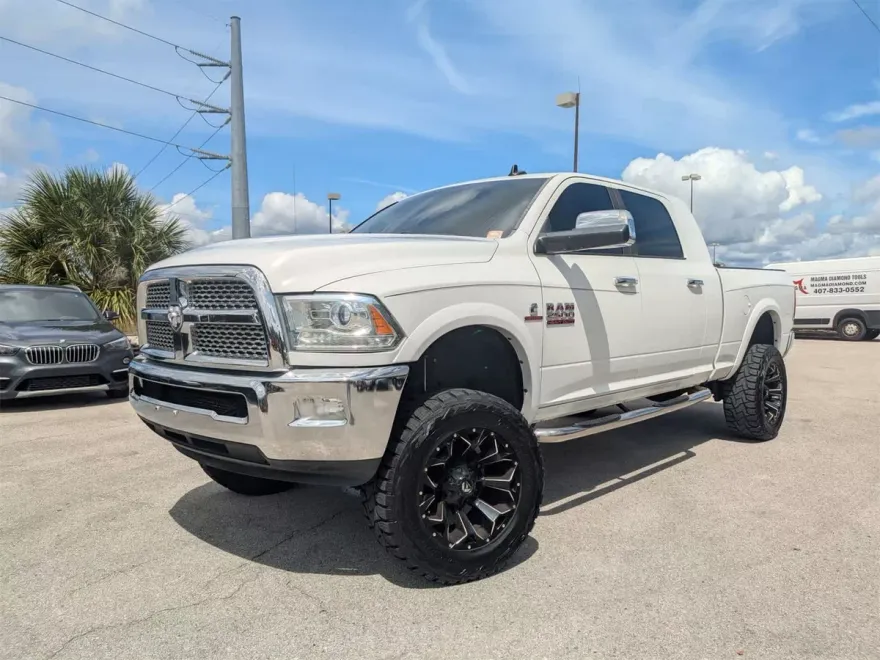 2015 Ram 2500 Laramie photo 1