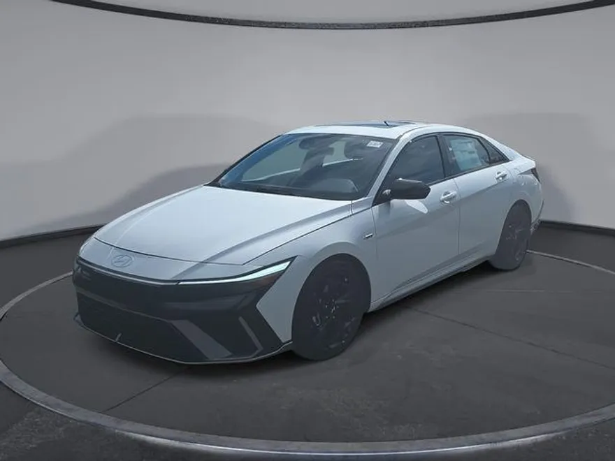 2025 Hyundai Elantra N Line photo 1