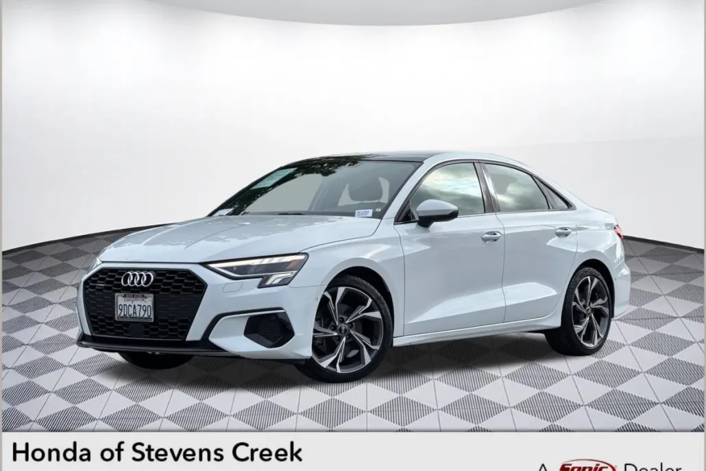 2022 Audi A3 Quattro Premium Plus photo 1