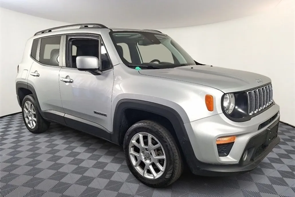 2021 Jeep Renegade Latitude photo 1
