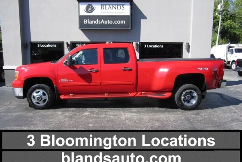 2009 Gmc Sierra SLE photo 1