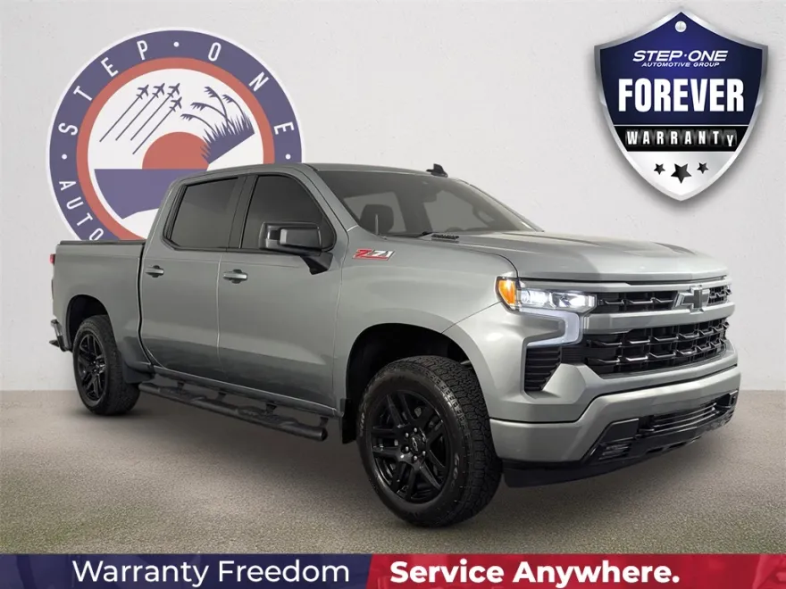 2024 Chevrolet Silverado 1500 RST photo 1