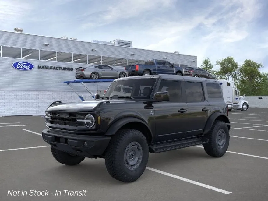 2025 Ford Bronco Outer Banks photo 1