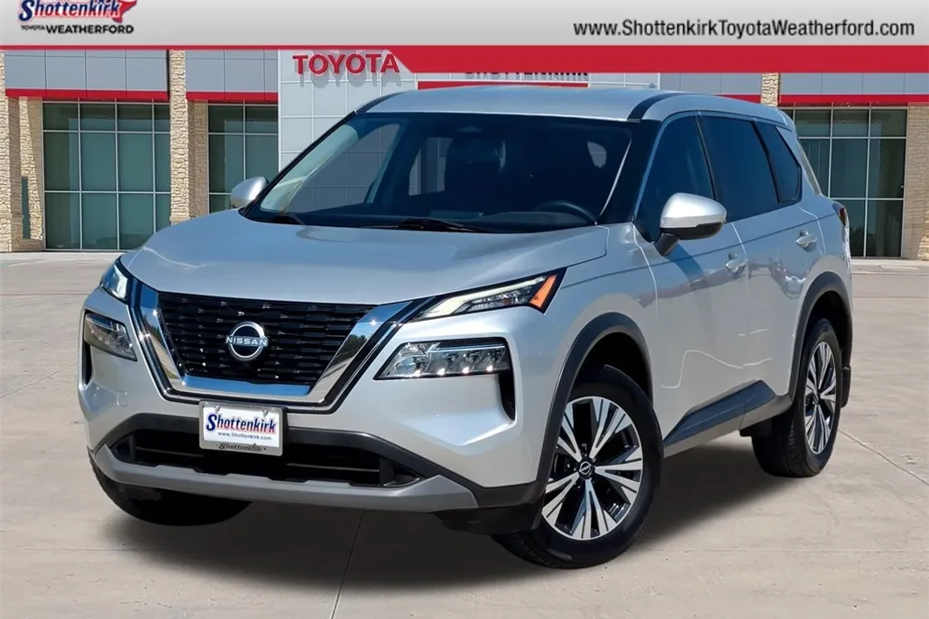 2022 Nissan Rogue SV photo 1