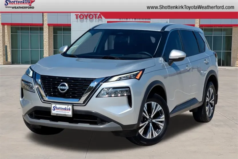 2022 Nissan Rogue SV photo 1