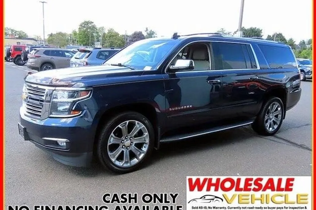 2017 Chevrolet Suburban Premier photo 1