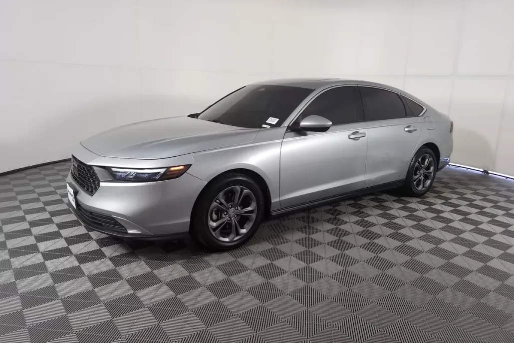 2023 Honda Accord EX photo 1