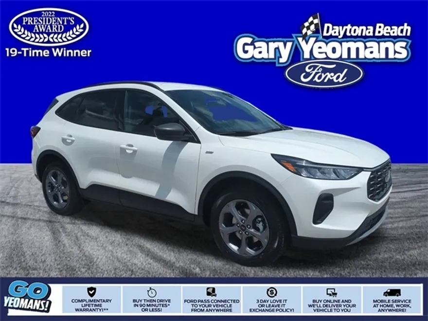 2025 Ford Escape ST-Line photo 1