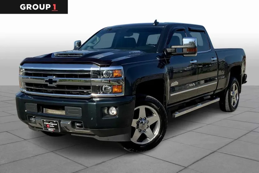 2019 Chevrolet Silverado 2500HD High Country photo 1