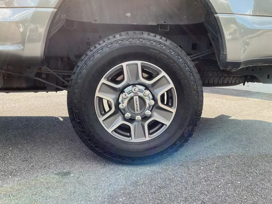 2018 Ford F-250 Lariat photo 1